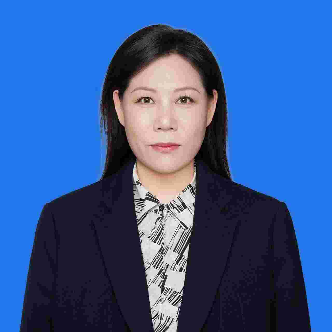 常务副会长  罗雨薇